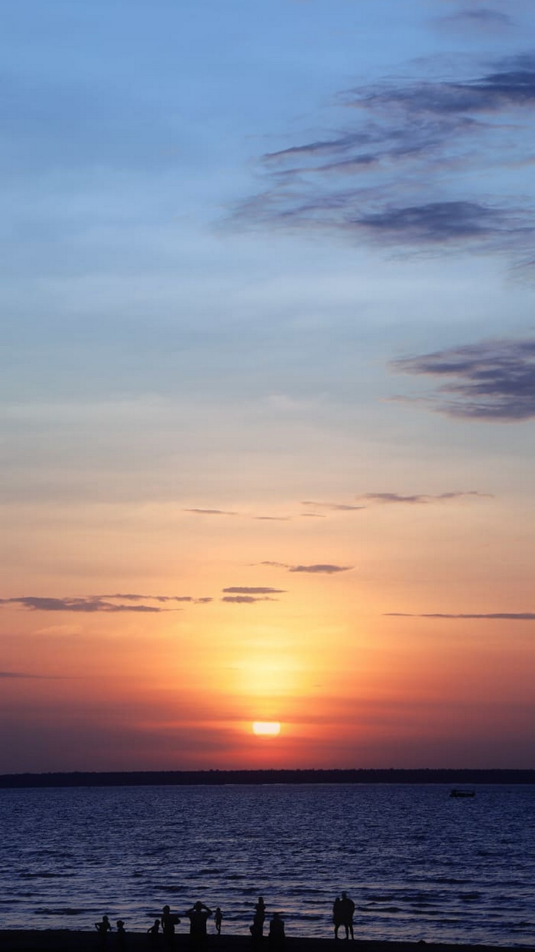 Wallpaper Sunset Android With high-resolution 1080X1920 pixel. You can use this wallpaper for your Android backgrounds, Tablet, Samsung Screensavers, Mobile Phone Lock Screen and another Smartphones device